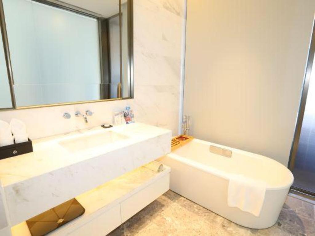 Rock Platinum Sea View Hotel Sanya Exterior foto